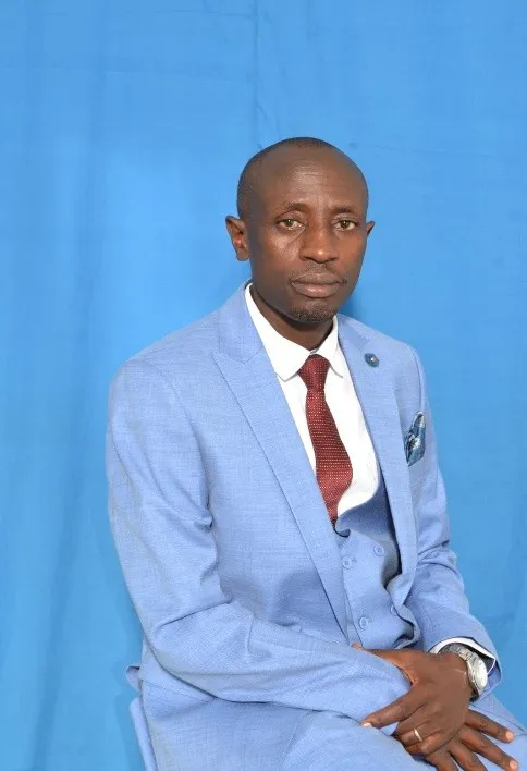 Passport size photo of Pastor Hassan Ongiri